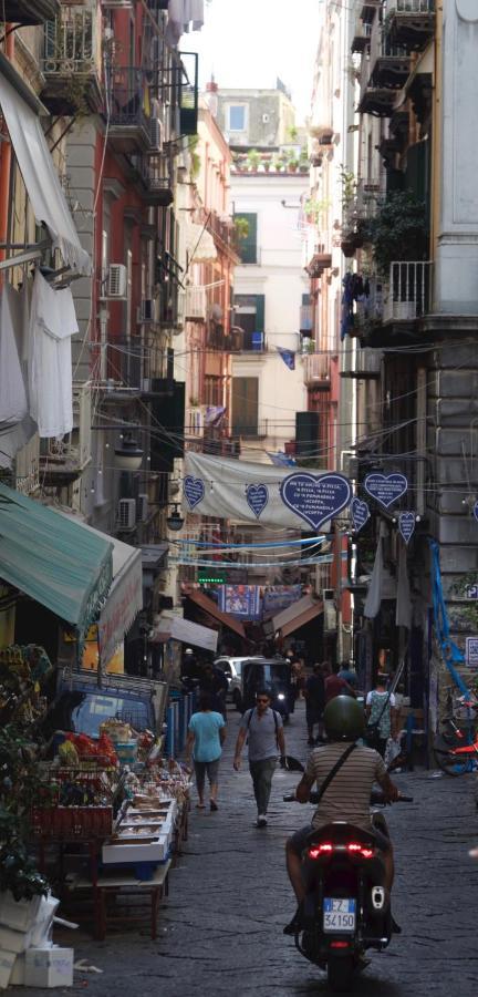 Da Nonna Lina Ai Quartieri Naples Exterior photo